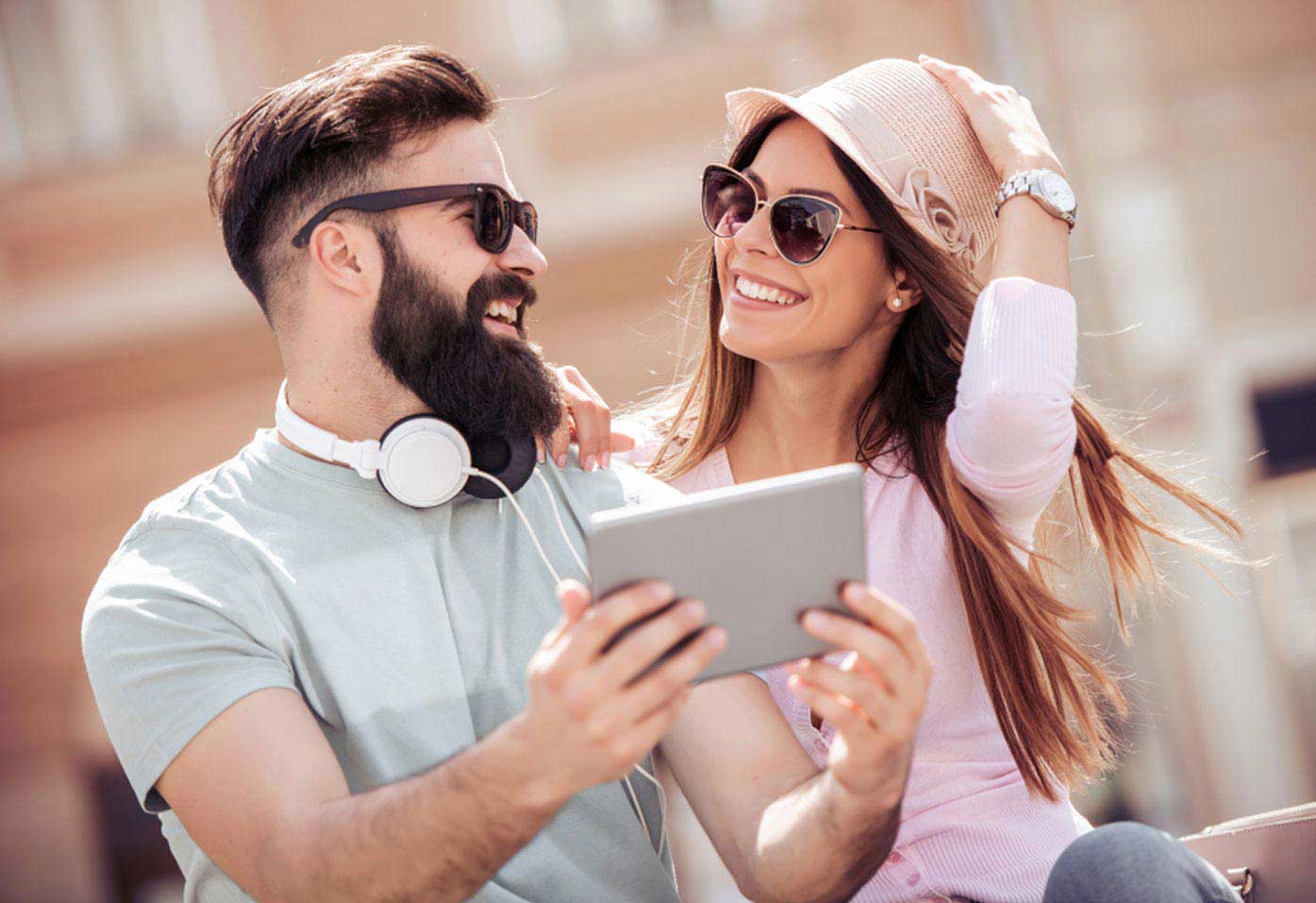 Sample post with format link